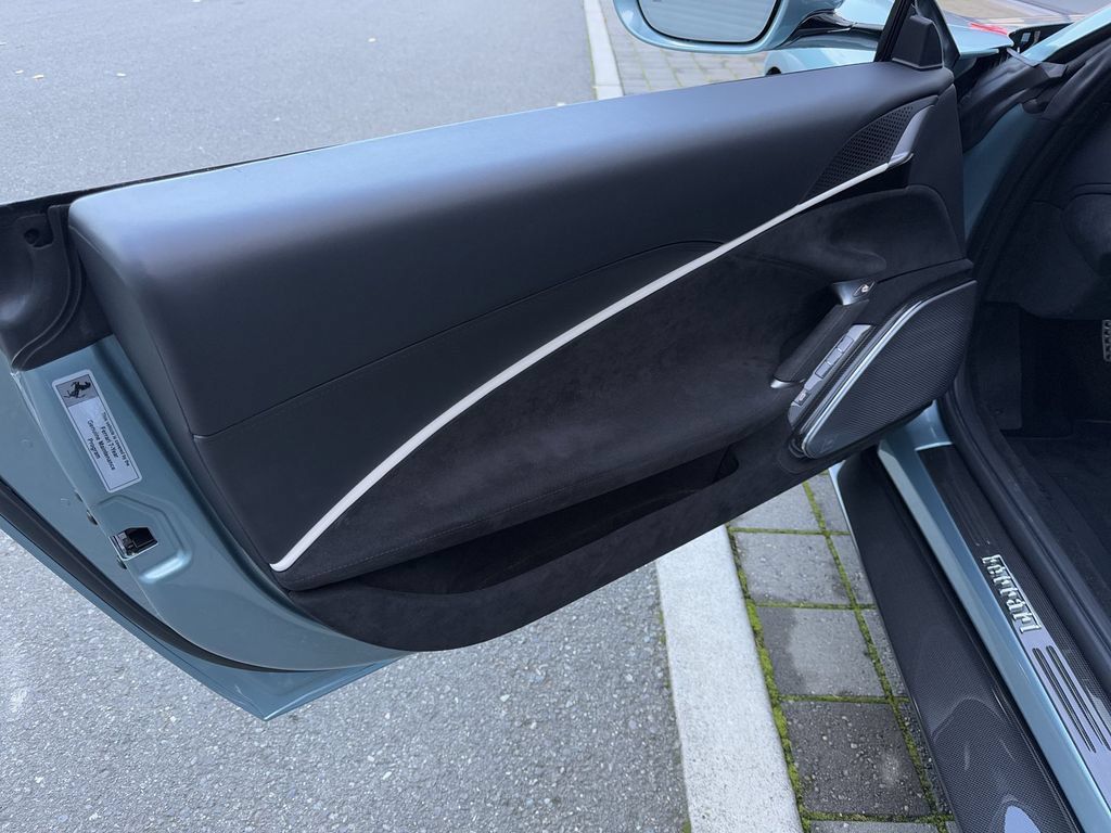 Certified 2024 Ferrari Roma Spider RWD image 28