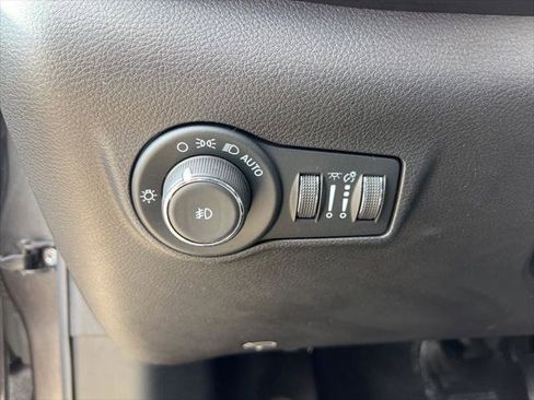 Certified 2022 Jeep Compass Trailhawk AWD/4WD image 9