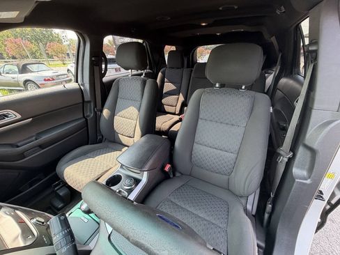 Used 2014 Ford Explorer XLT w/ Equipment Group 201A AWD/4WD image 25