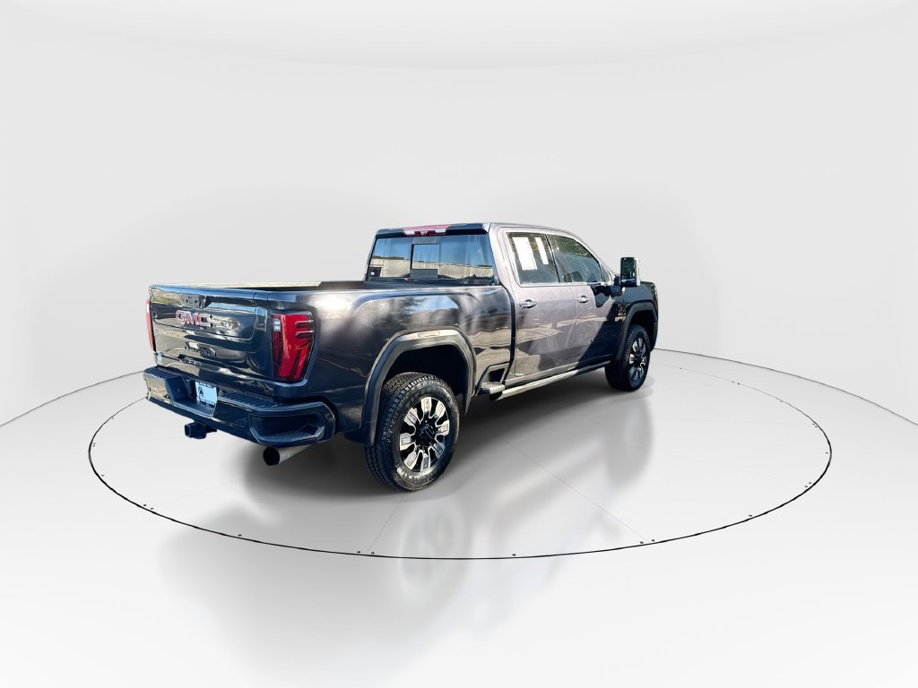 Used 2024 GMC Sierra 2500 Denali w/ Denali Reserve Package AWD/4WD image 8