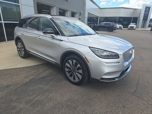 Used 2020 Lincoln Corsair Reserve w/ Equipment Group 201A image 13