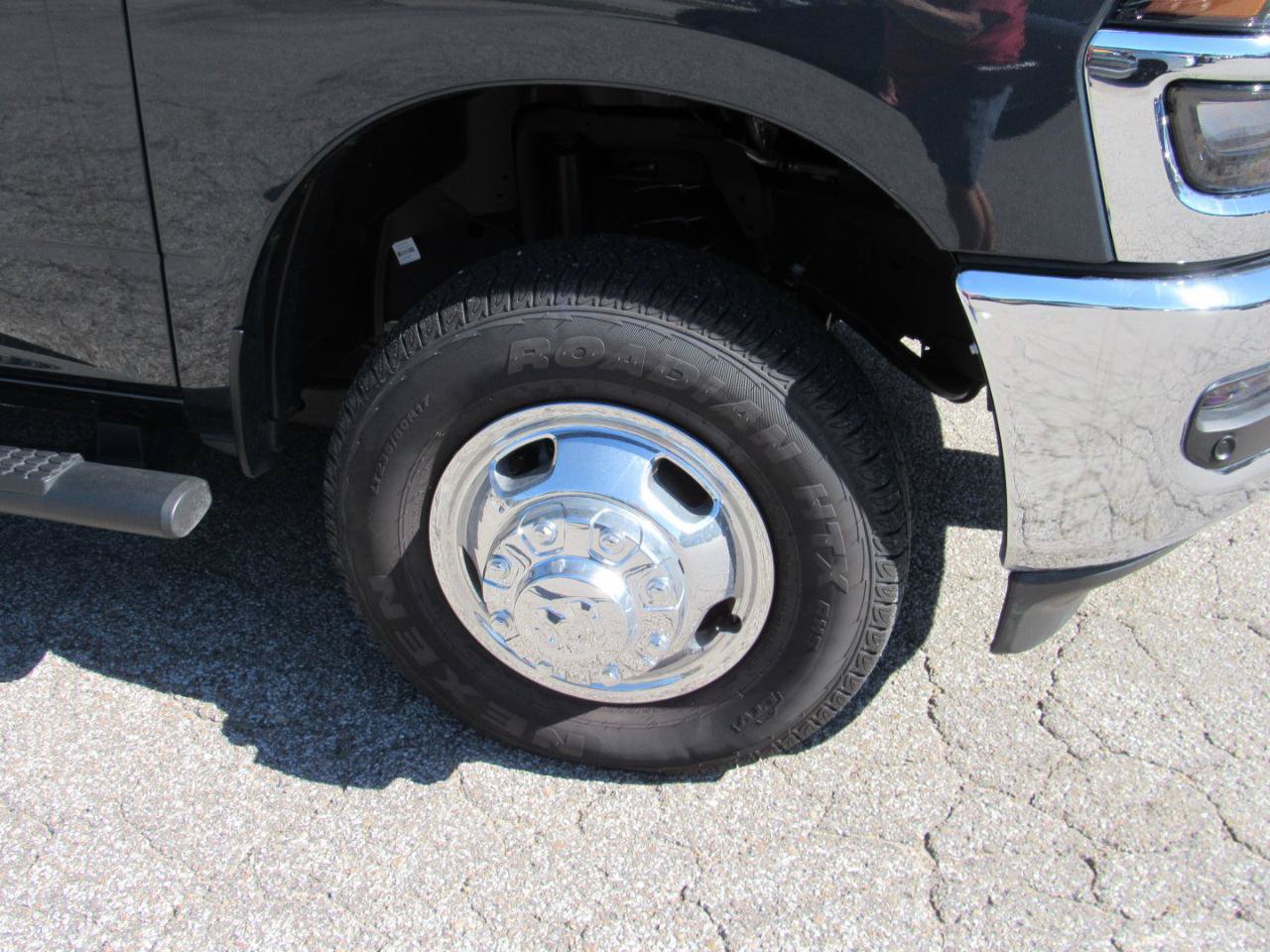Used 2026 RAM 3500 Tradesman AWD/4WD image 36