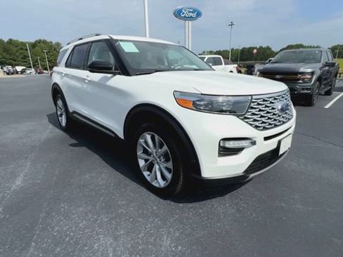 Certified 2021 Ford Explorer Platinum w/ Equipment Group 601A AWD/4WD image 2