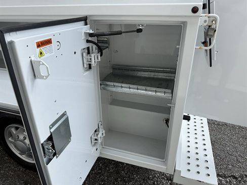 Used 2023 Ford E-350 and Econoline 350 Super Duty w/ Power Windows & Locks Group RWD image 30