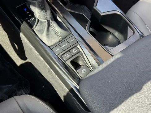 Certified 2025 Toyota Camry SE AWD/4WD image 17