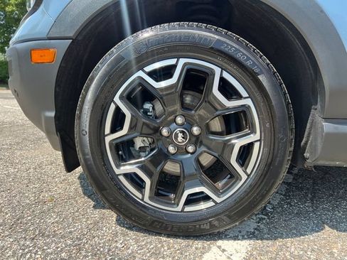 Used 2025 Ford Bronco Sport Outer Banks w/ Outer Banks Tech Package+ AWD/4WD image 16