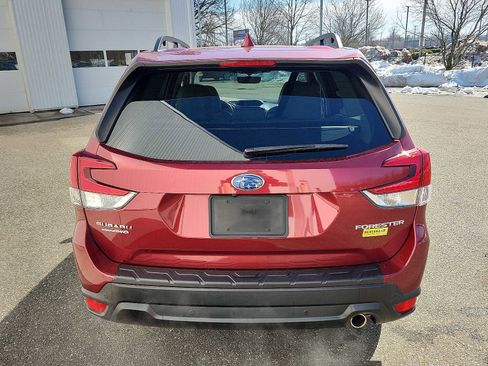 Used 2023 Subaru Forester Limited image 5