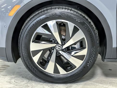 Used 2024 Volkswagen ID.4 2WD image 25