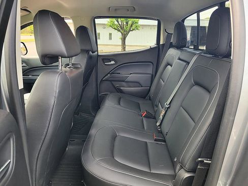 Used 2021 Chevrolet Colorado Z71 w/ Safety Package image 12