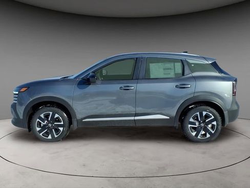 New 2026 Nissan Kicks SV w/ SV Premium Package image 2