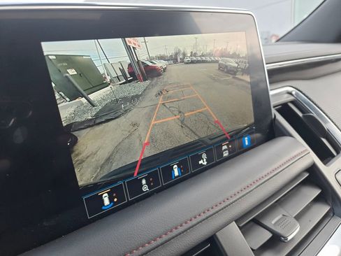 Used 2022 Chevrolet Tahoe RST w/ Sport Performance Package image 26