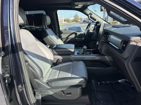 Used 2024 Ford F150 Lightning Lariat image 33