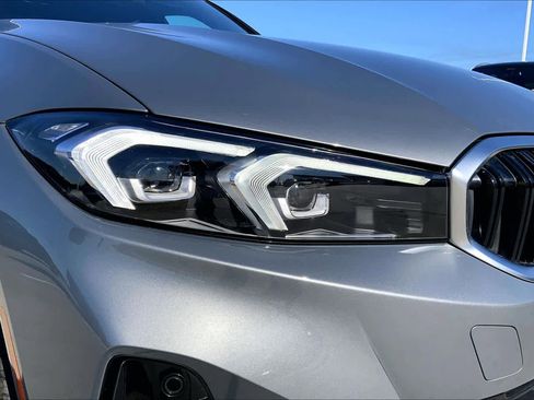 Certified 2025 BMW 330i Sedan image 28