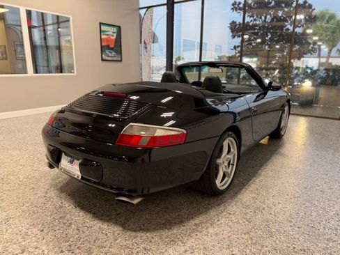 Used 2002 Porsche 911 Carrera RWD image 11