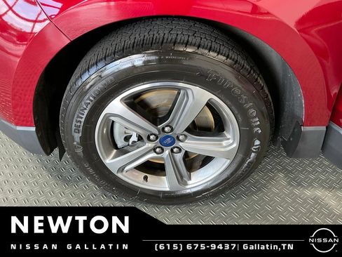 Used 2019 Ford Edge SEL w/ Equipment Group 201A AWD/4WD image 47