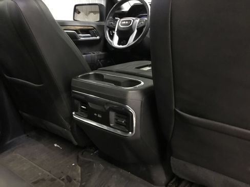 Used 2022 GMC Sierra 1500 Elevation w/ Elevation Premium Package AWD/4WD image 21