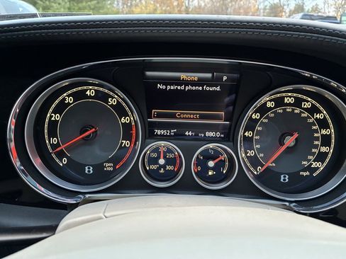 Used 2015 Bentley Flying Spur V8 image 12