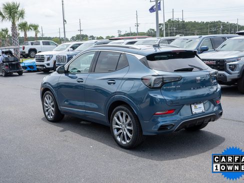 Used 2024 Buick Encore GX Avenir w/ Avenir Technology Package FWD image 5