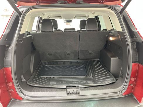 Certified 2019 Ford Escape Titanium w/ U9j03 - Titanium Tow Package AWD/4WD image 27