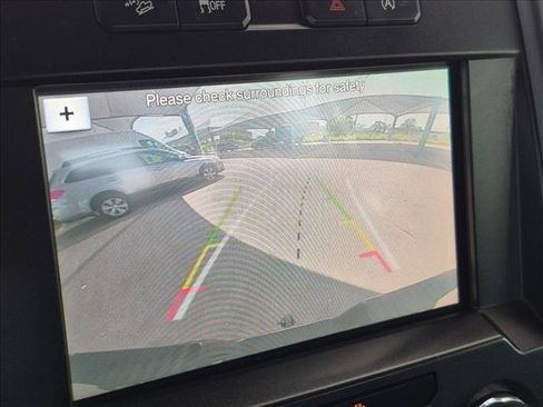 Used 2019 Ford F150 XLT w/ Equipment Group 302A Luxury AWD/4WD image 13