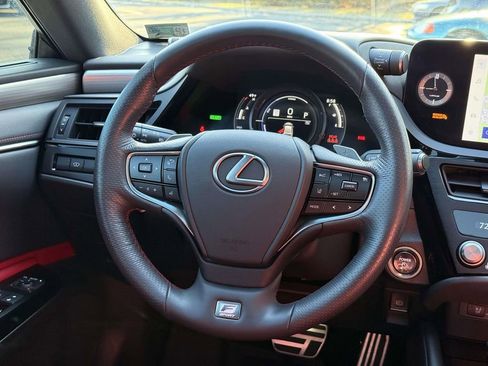 Used 2023 Lexus ES 300h F Sport w/ Accessory Package (Z1) image 9