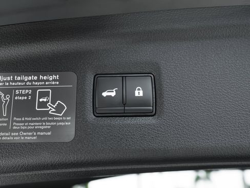 Used 2025 INFINITI QX50 Luxe image 39