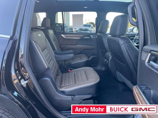 Used 2026 GMC Acadia Denali Ultimate AWD/4WD image 39