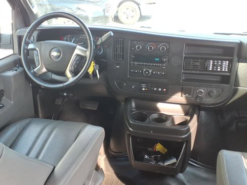 Used 2018 Chevrolet Express 2500 Extended w/ Driver Convenience Package RWD image 9