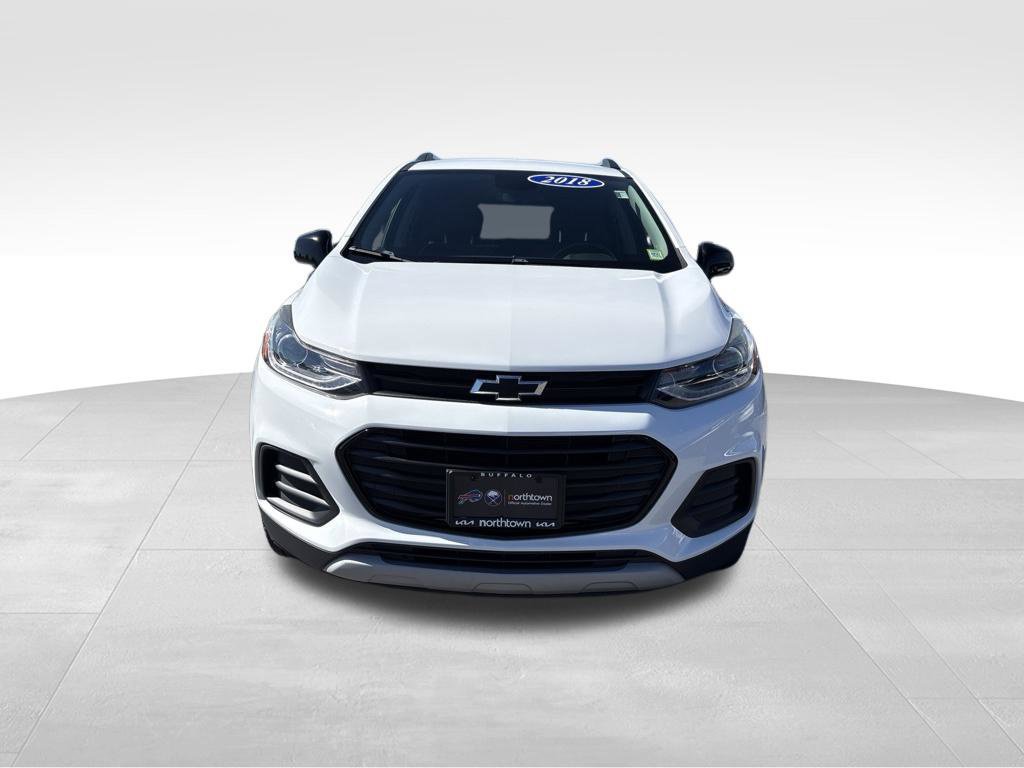 Used 2018 Chevrolet Trax LT w/ Redline Edition AWD/4WD image 2