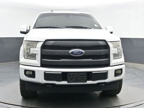 Used 2017 Ford F150 Lariat w/ Equipment Group 502A Luxury AWD/4WD image 3