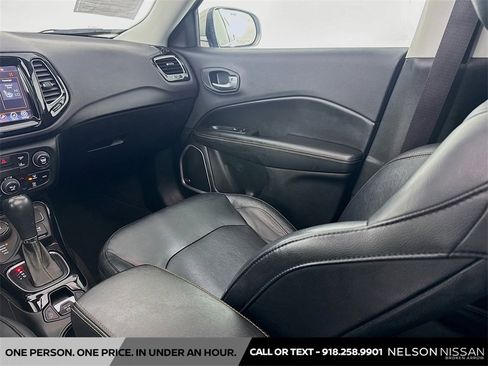 Used 2017 Jeep Compass Limited image 24