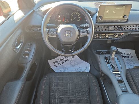 Certified 2025 Honda HR-V Sport image 13