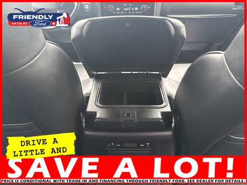 Used 2024 Nissan Armada SV image 20