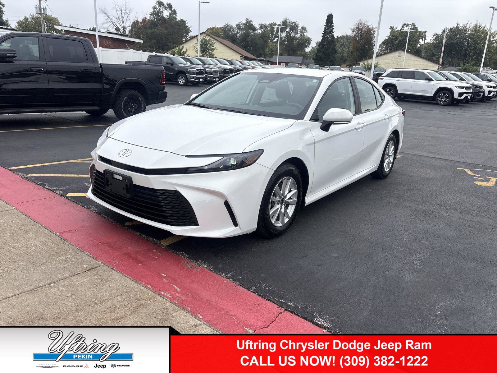 Used 2025 Toyota Camry LE FWD image 1