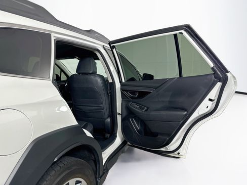 Used 2024 Subaru Outback Limited AWD/4WD image 30