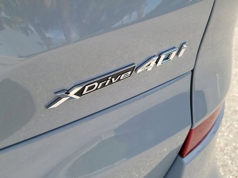 Used 2025 BMW X5 xDrive40i w/ Executive Package image 7