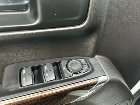 Used 2019 Chevrolet Silverado 1500 LT w/ All-Star Edition image 30