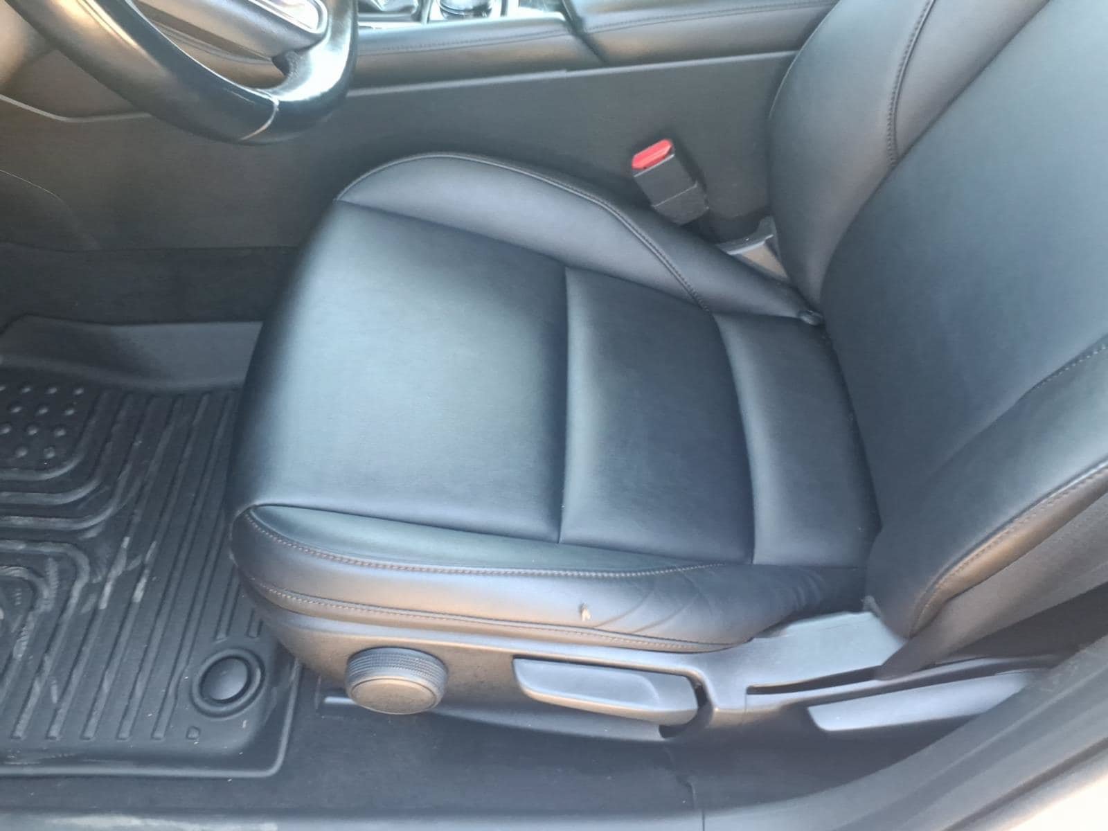 Used 2024 MAZDA MAZDA3 s FWD image 15