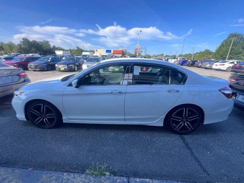 Used 2016 Honda Accord Sport image 1