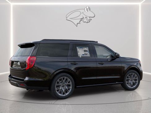 New 2027 Ford Expedition Platinum w/ Stealth Appearance Package AWD/4WD image 5