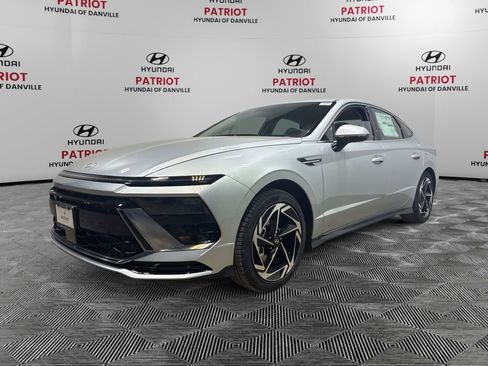 New 2026 Hyundai Sonata SEL image 2