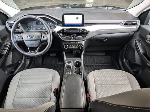 Used 2022 Ford Escape SE w/ Convenience Package AWD/4WD image 3