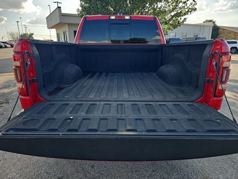 Used 2019 RAM 1500 Laramie AWD/4WD image 25