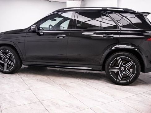 Used 2025 Mercedes-Benz GLE 350 4MATIC image 3