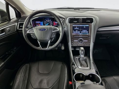 Used 2016 Ford Fusion Titanium image 22