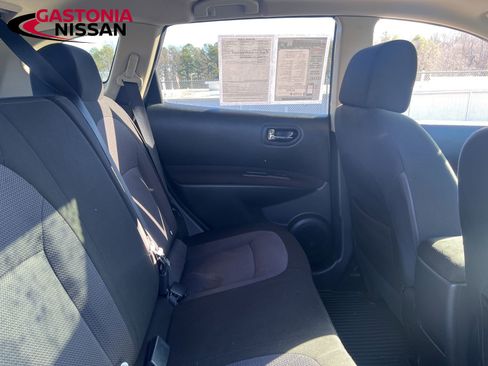 Used 2012 Nissan Rogue SV w/ Premium Pkg image 37