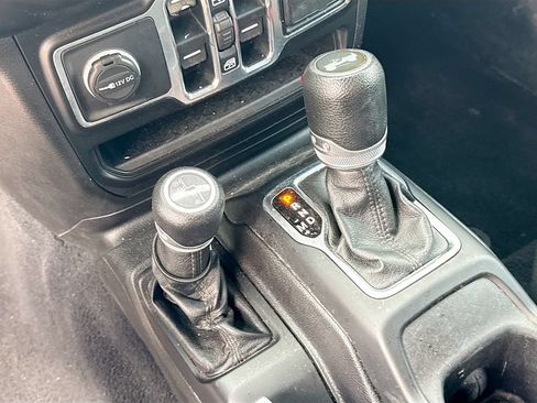 Used 2021 Jeep Wrangler Unlimited Sport AWD/4WD image 20