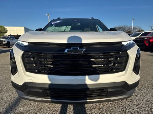 New 2026 Chevrolet Equinox LT w/ Convenience Package II image 10