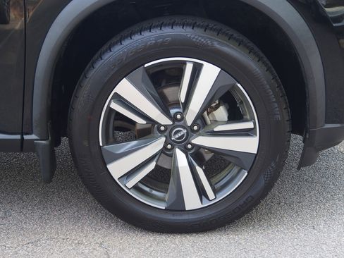 Used 2023 Nissan Rogue SL image 9