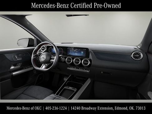 Used 2025 Mercedes-Benz GLA 250 4MATIC image 5